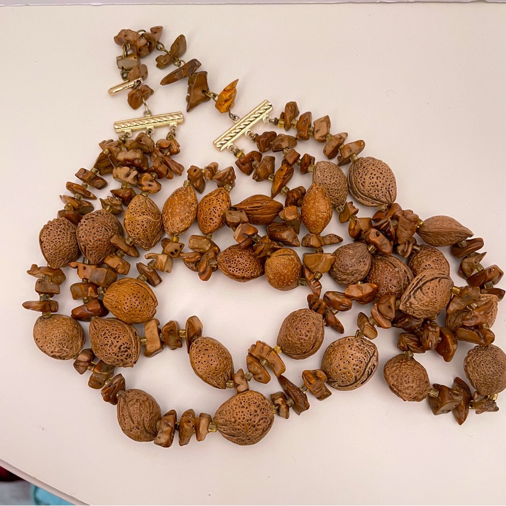 Vintage 50’s JAPAN Real Nut Wooden Summer Tropical Vacation Hook Back Necklace
